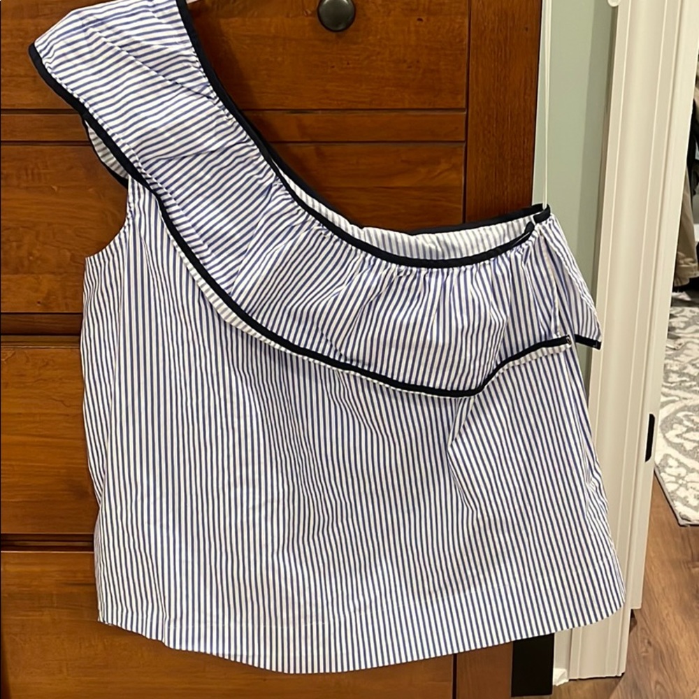 One shoulder blouse